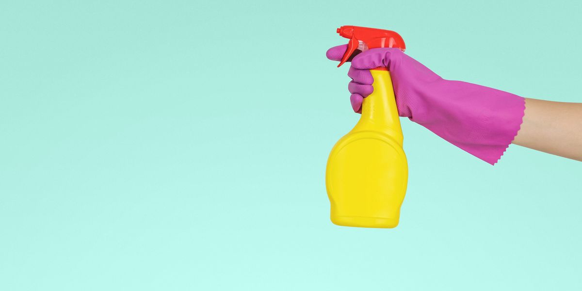 People Who Enter Other Peoples' Homes For A Living Share The Strangest Thing They've Encountered On The Job