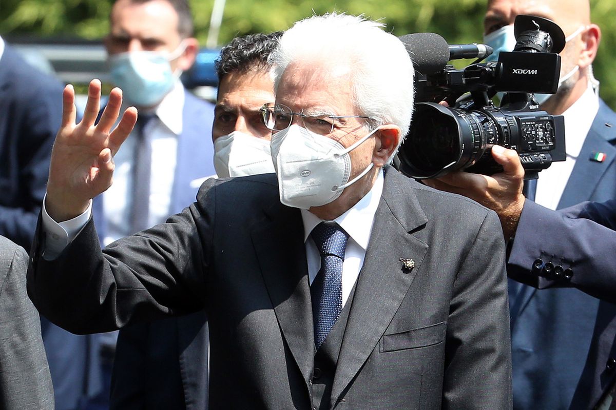 I giallorossi si attaccano al Colle per salvare il governo moribondo