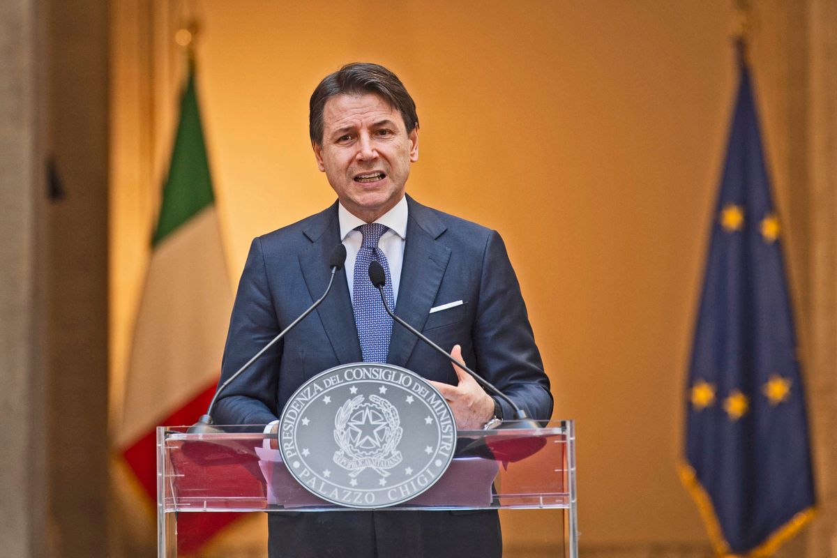 Un milione di posti di lavoro bruciati. E Conte parla del Ponte sullo Stretto