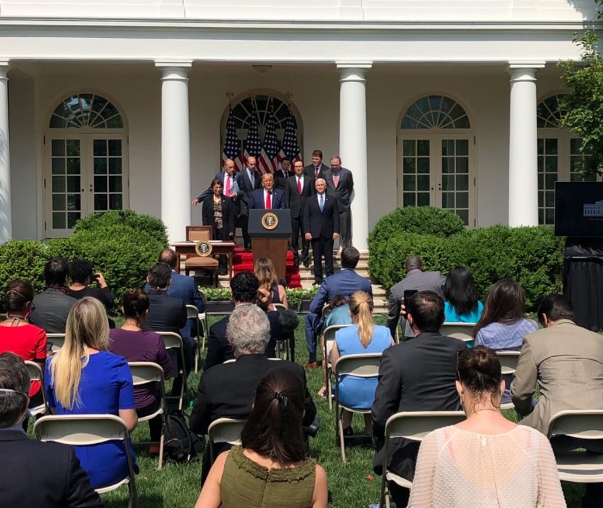 White House Ignored Distancing Guidelines At Briefing Because 'It Looked Better'