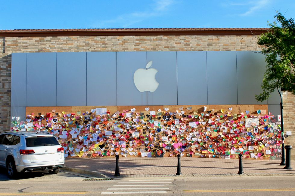 Downtown Naperville Illinois Dedicates Decorations To Black Lives Matter