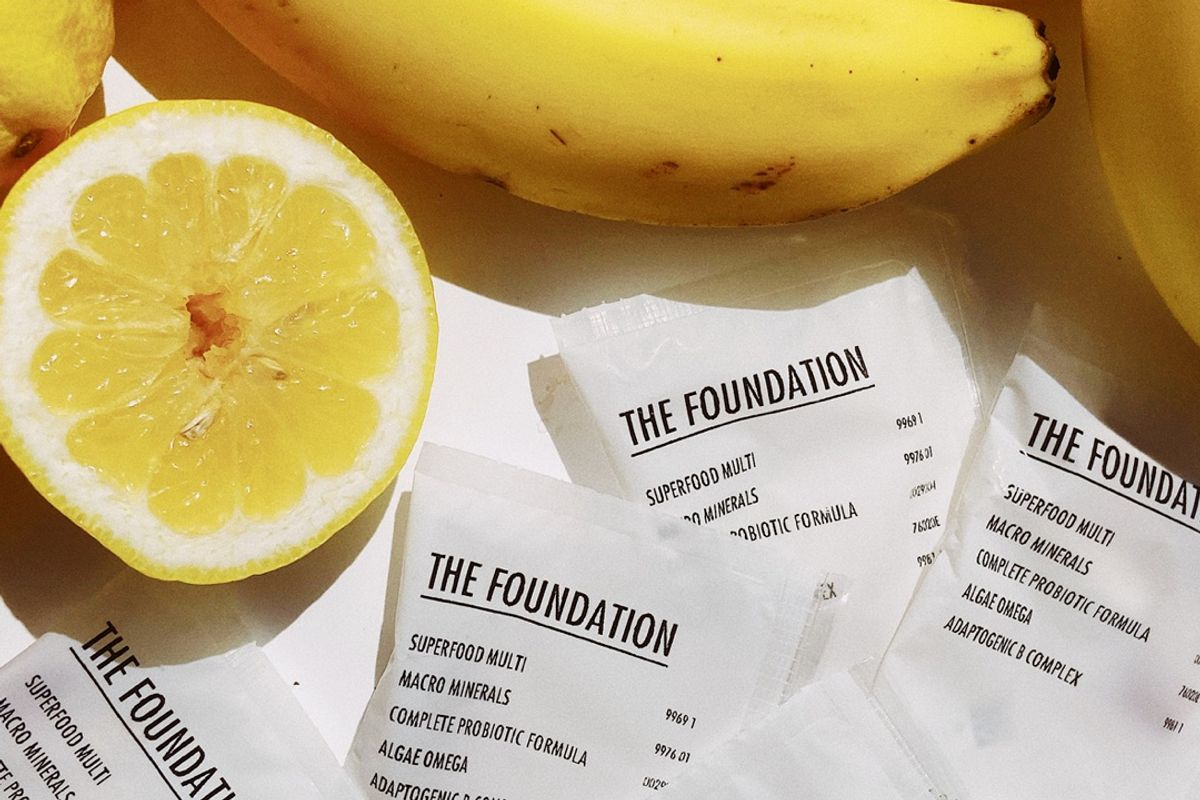 the foundation supplement with fresh bananas and lemon