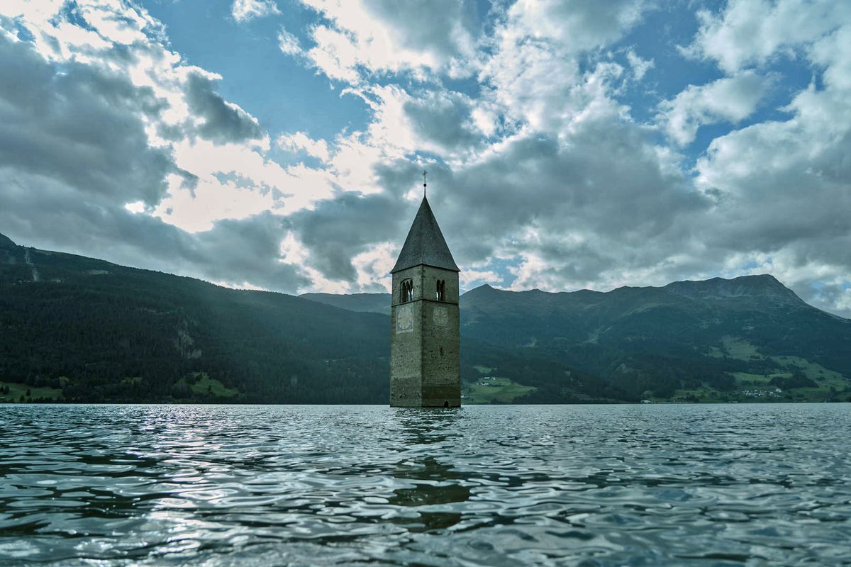 La serie Netflix sul paese sommerso mostra che c’è vita oltre «Gomorra»