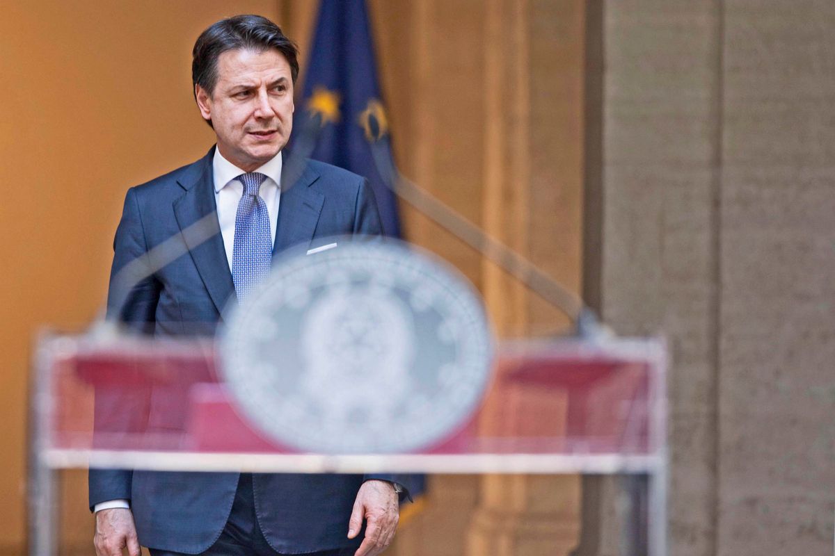 Giuseppi fa lo show in mezzo agli scioperi. Il centrodestra gli sbatte la porta in faccia