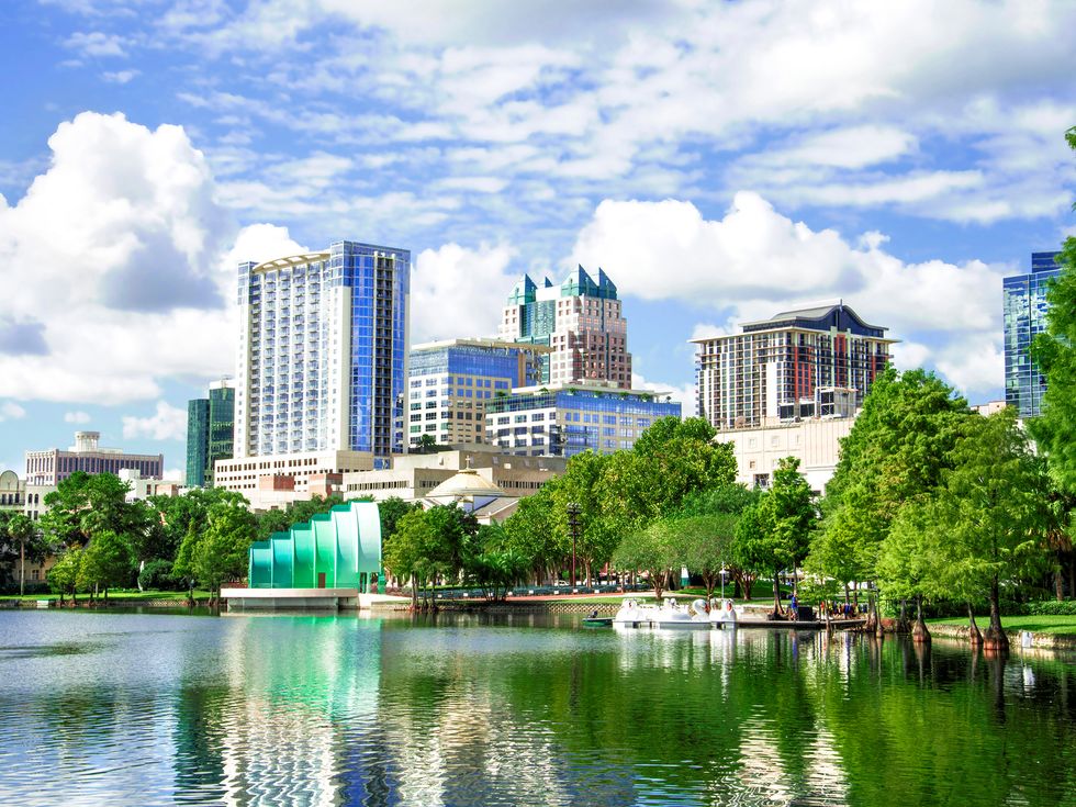 Lake Eola view in Orlando Florida