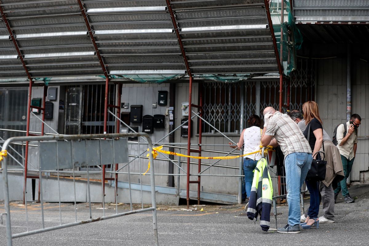 Focolai fra i migranti. Il Pd: più porti aperti