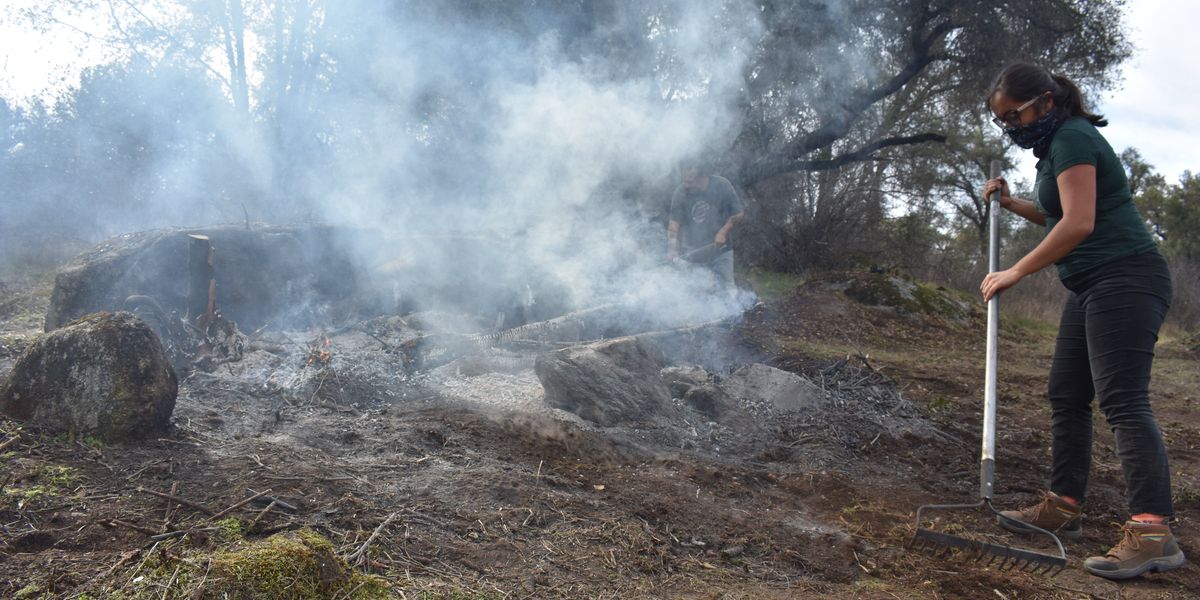 Manos en la tierra, corazón en la comunidad: Incendios culturales recurrentes
