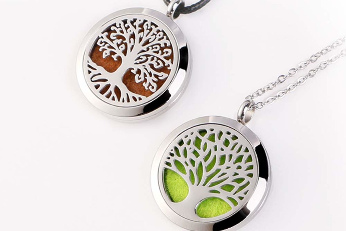 essential oil diffuser necklace