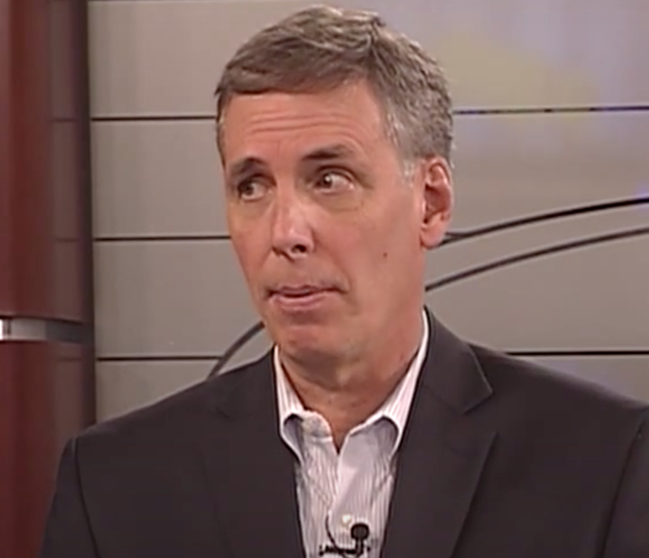 House Requires Masks After GOP Member Who Refused Contracts Virus