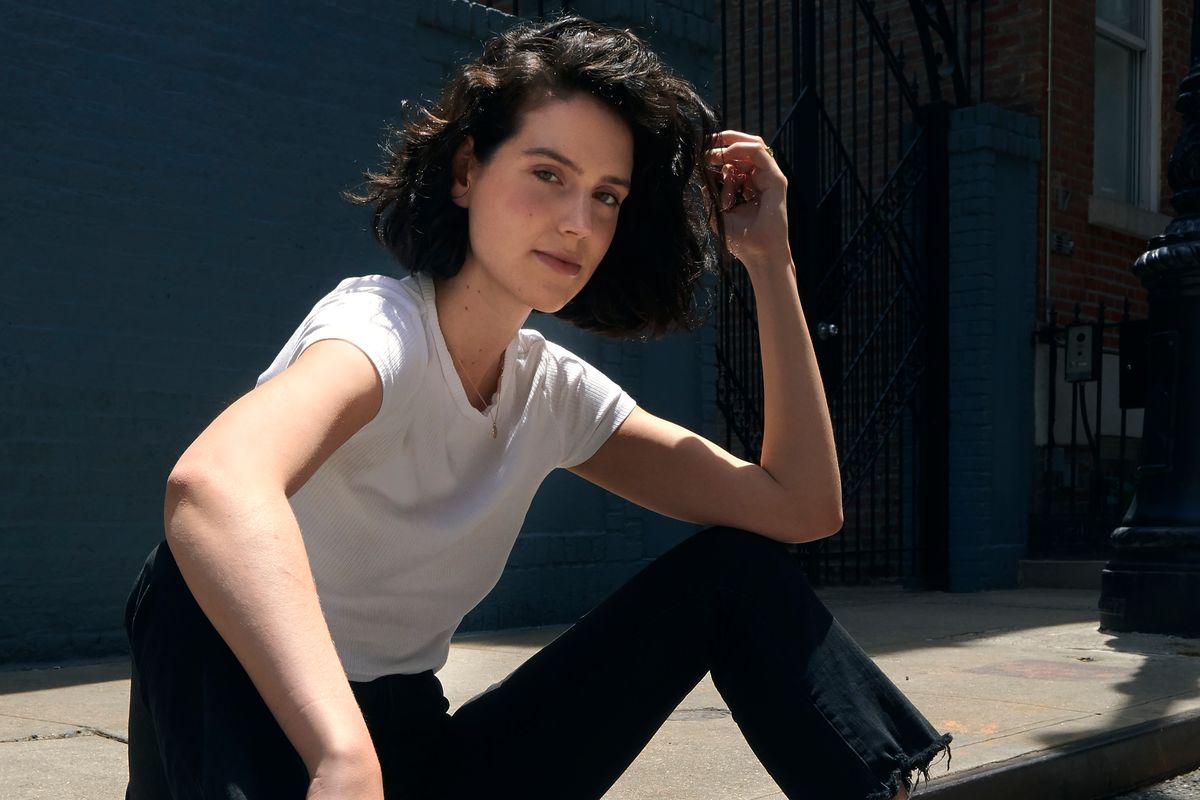 Eva Victor on The Sims, 'Sex and the City' and Kristen Stewart