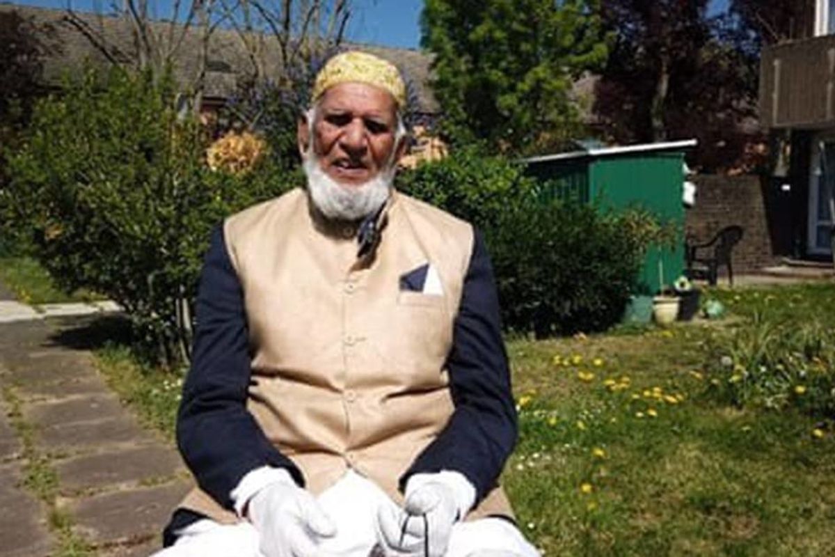 100-year-old Muslim man raises 207,000 for COVID-19 victims by walking laps while fasting
