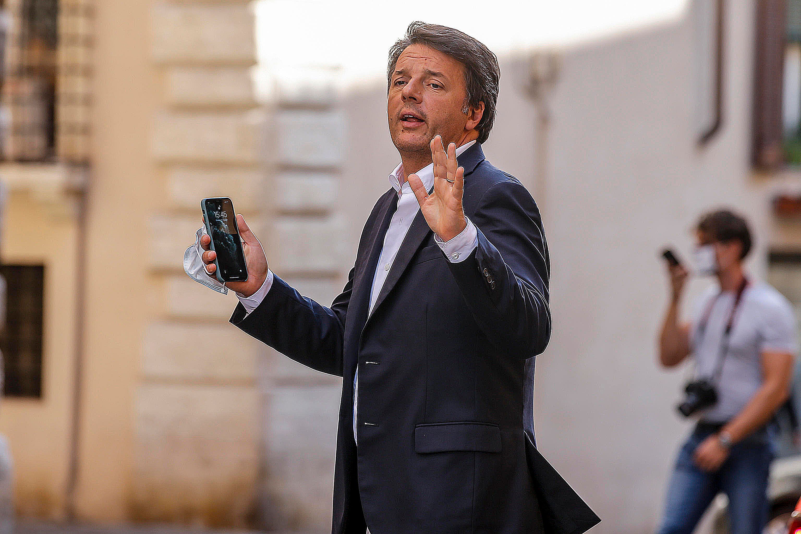 A Renzi resta il mercato delle vacche (magre)