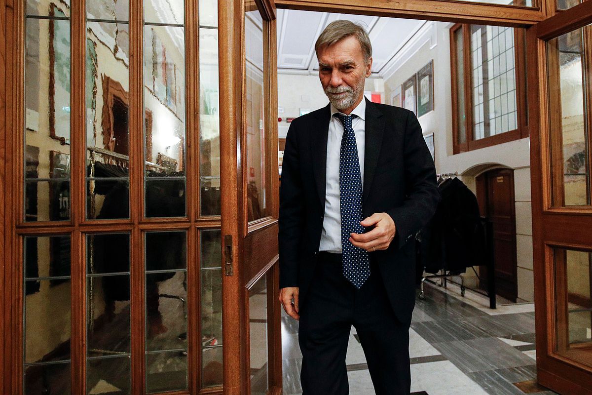 I dem adorano l’emergenza tranne quando si tratta di far correre l’economia