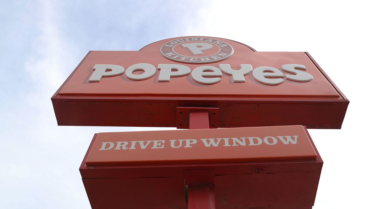 An Arkansas Popeyes manager offers both food and his own shoes to homeless woman