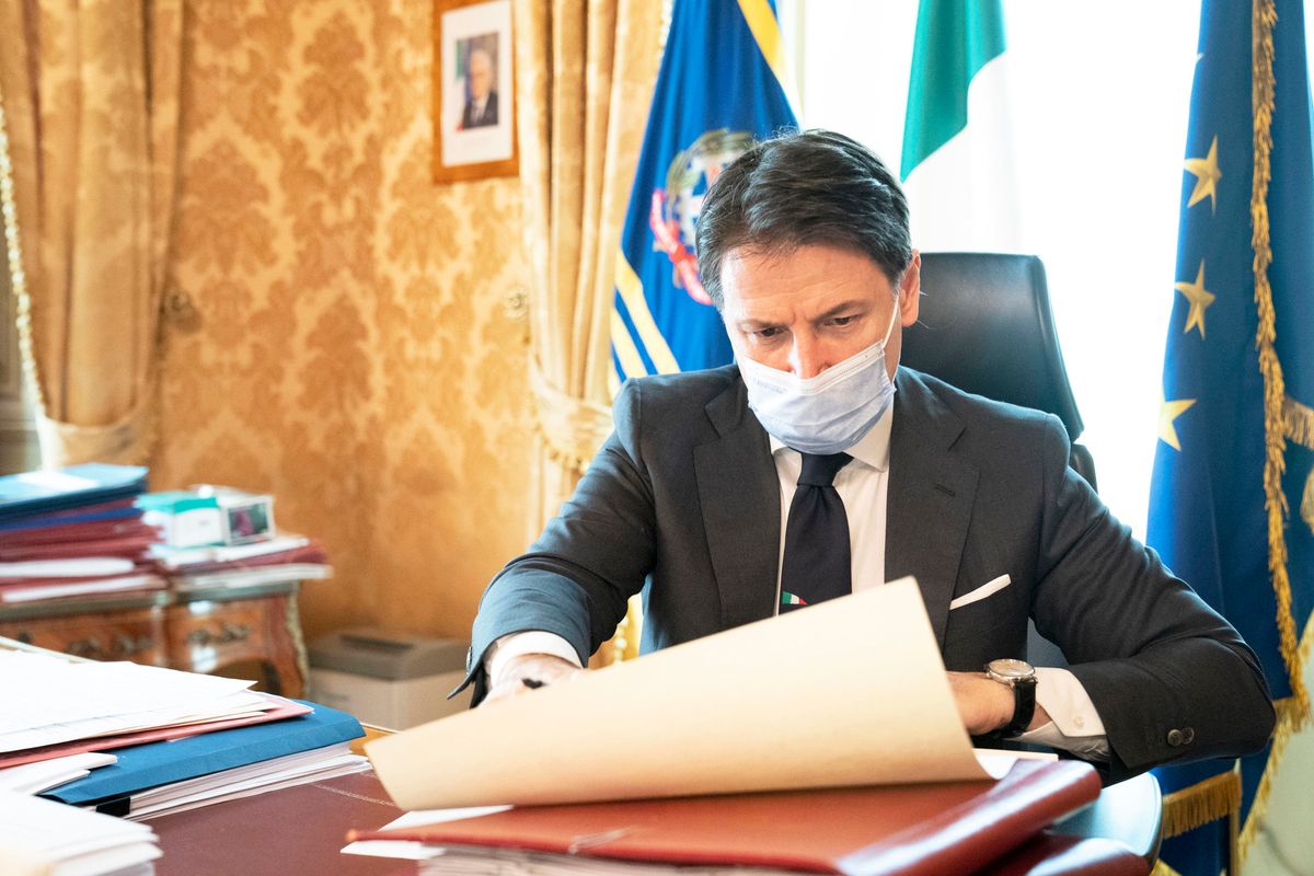 Le scuole portano Giuseppi davanti al Tar