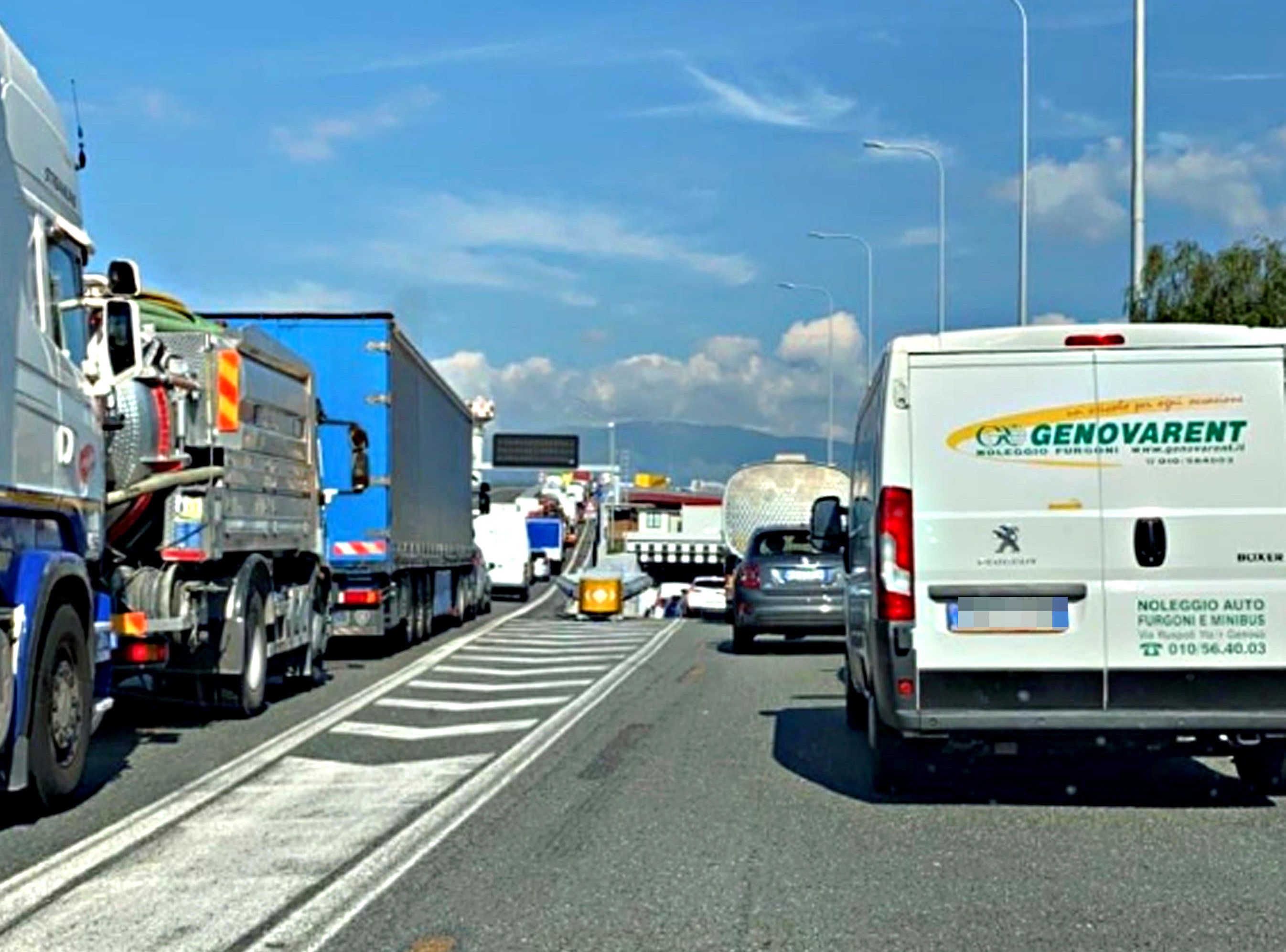 Oltre alla Liguria code chilometriche e traffico in tilt in Abruzzo e Marche