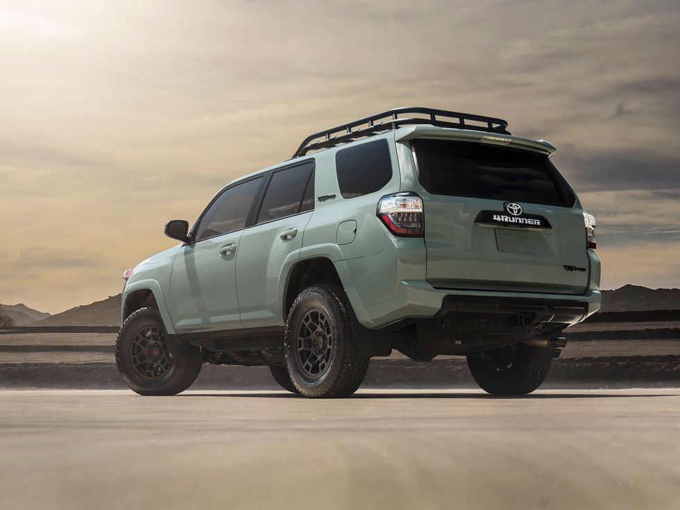 Toyota Adds Lunar Rock Paint Color Updates 4runner For 2021 Automotivemap