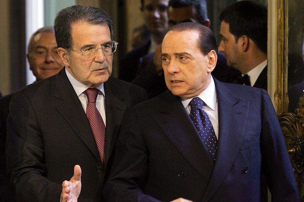 Sinistra in ginocchio da Berlusconi pur di non rinunciare alle poltrone