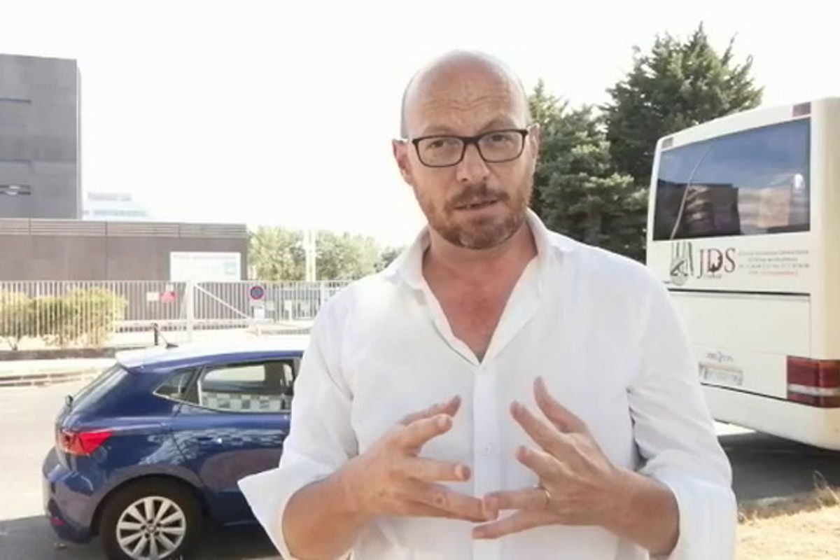 I francesi onesti si ribellano alle bande criminali delle banlieue