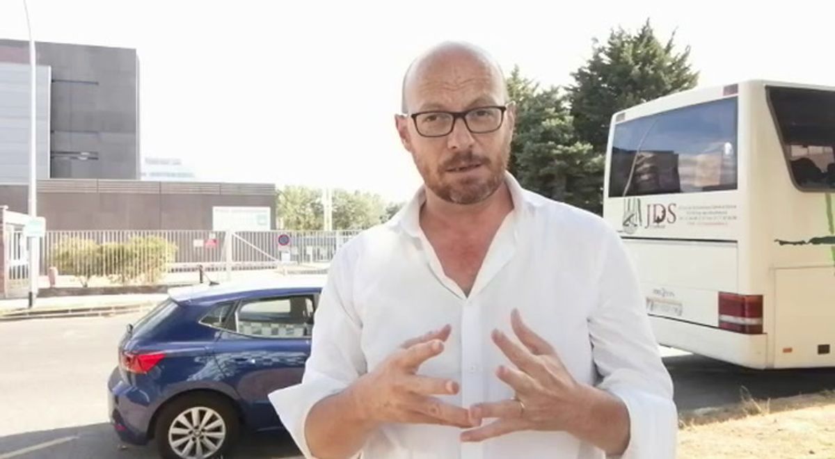 I francesi onesti si ribellano alle bande criminali delle banlieue