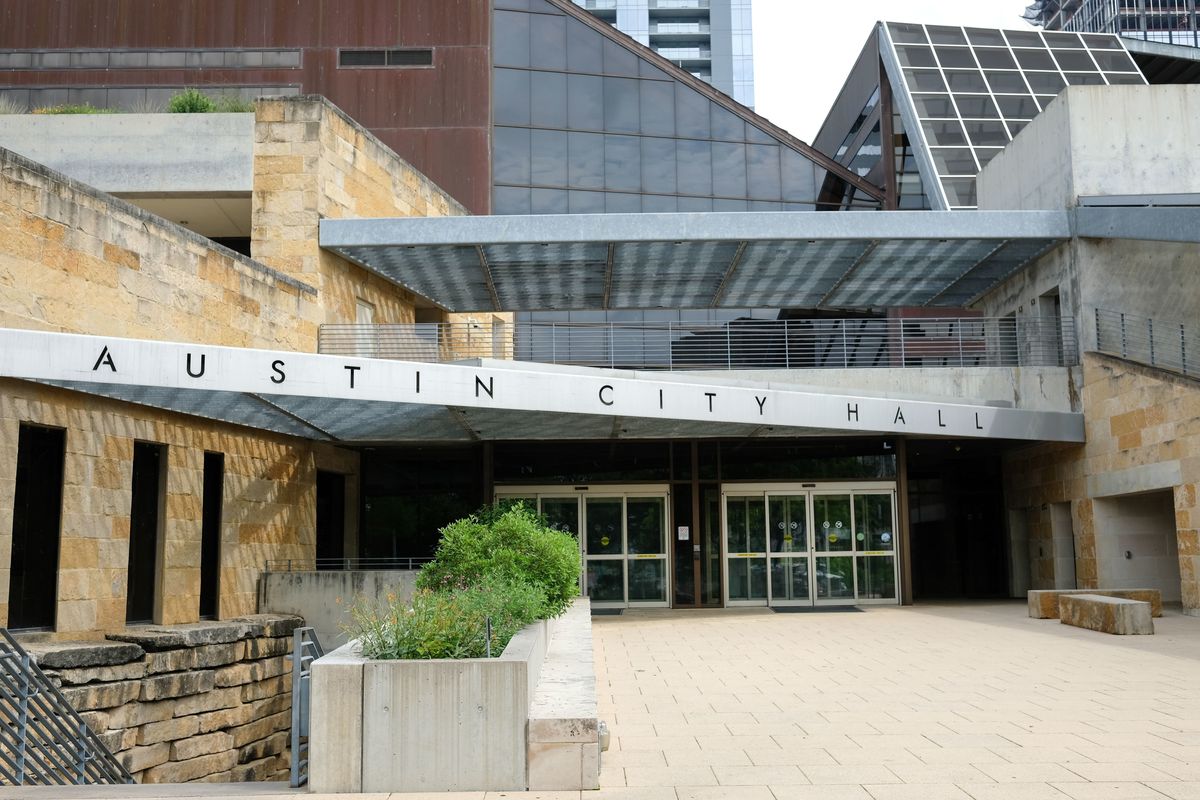 Austin unanimously passes $4.1B budget with 5 percent cut to police—and promises for more