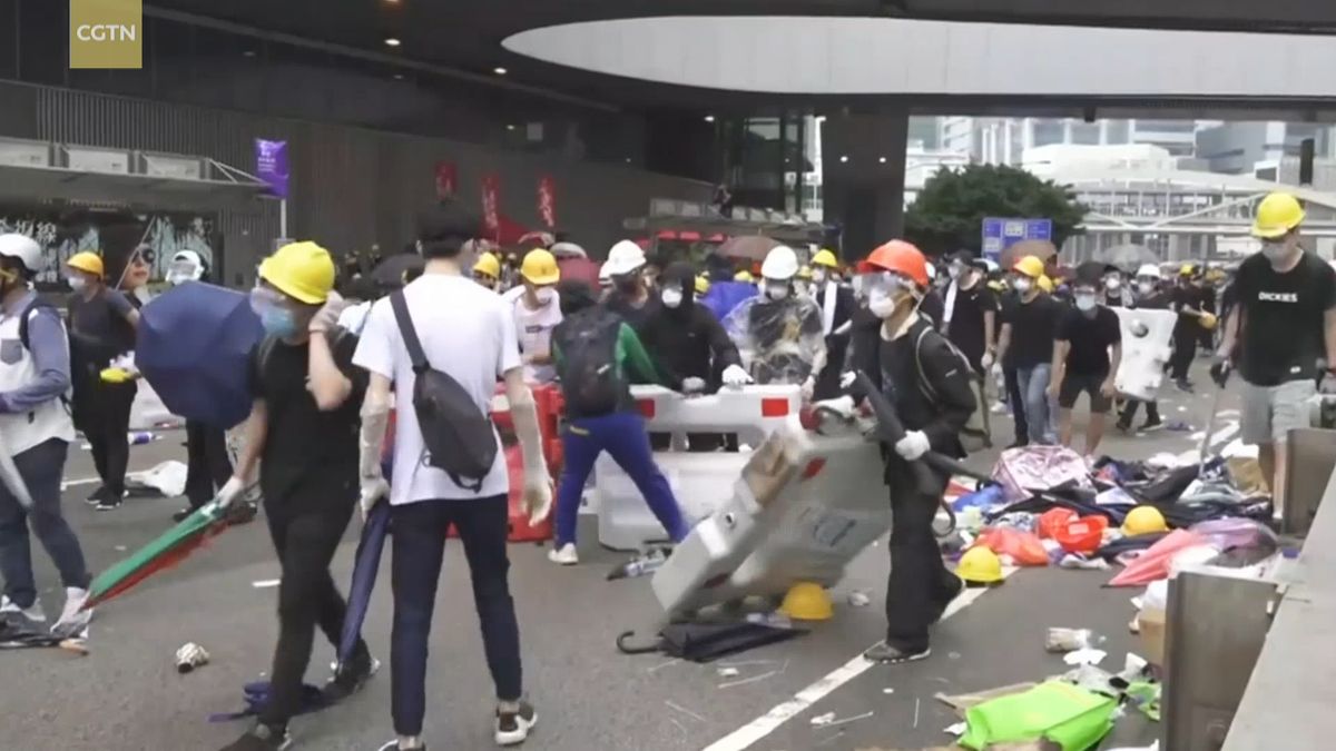 Caos ad Hong Kong, Pechino continua ad accusare gli Usa