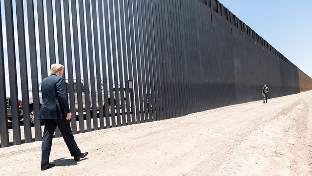 Trump border wall 
