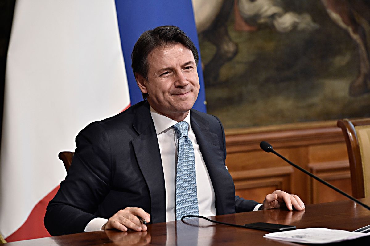 Liti, cdm interrotto, ipotesi rimpasto. Il governo arriva al tutti contro tutti