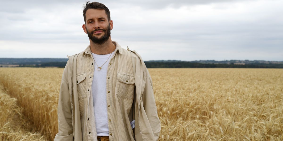 Jacquemus Staged a Fashion Show in a Giant Wheat Field