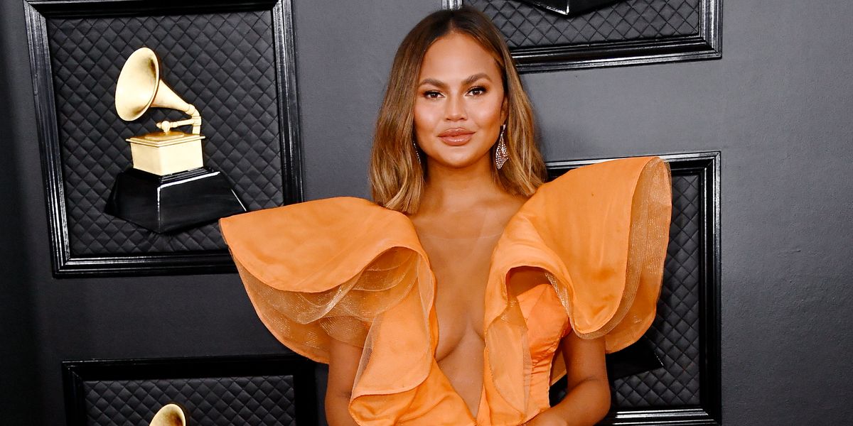 Chrissy Teigen Blocks One Million Users, Goes Private on Twitter