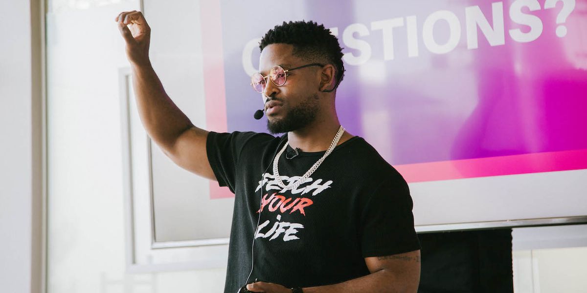 Git ветки. While master. Цикл do while. While true в питоне. While saelio.