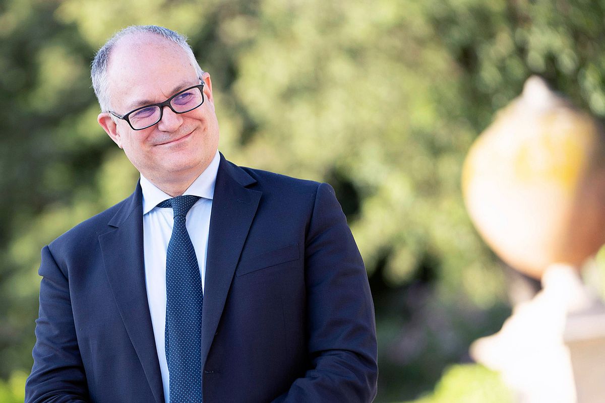 Gualtieri insiste per chiedere il Mes. Pd e M5s vicini allo scontro finale