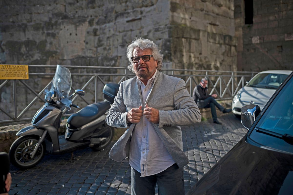 Grillo posa la banda larga al posto di Giuseppi