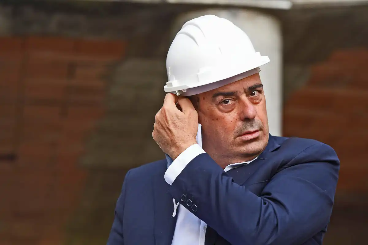 Il Covid non molla nel Lazio, ma nessuno attacca Zingaretti