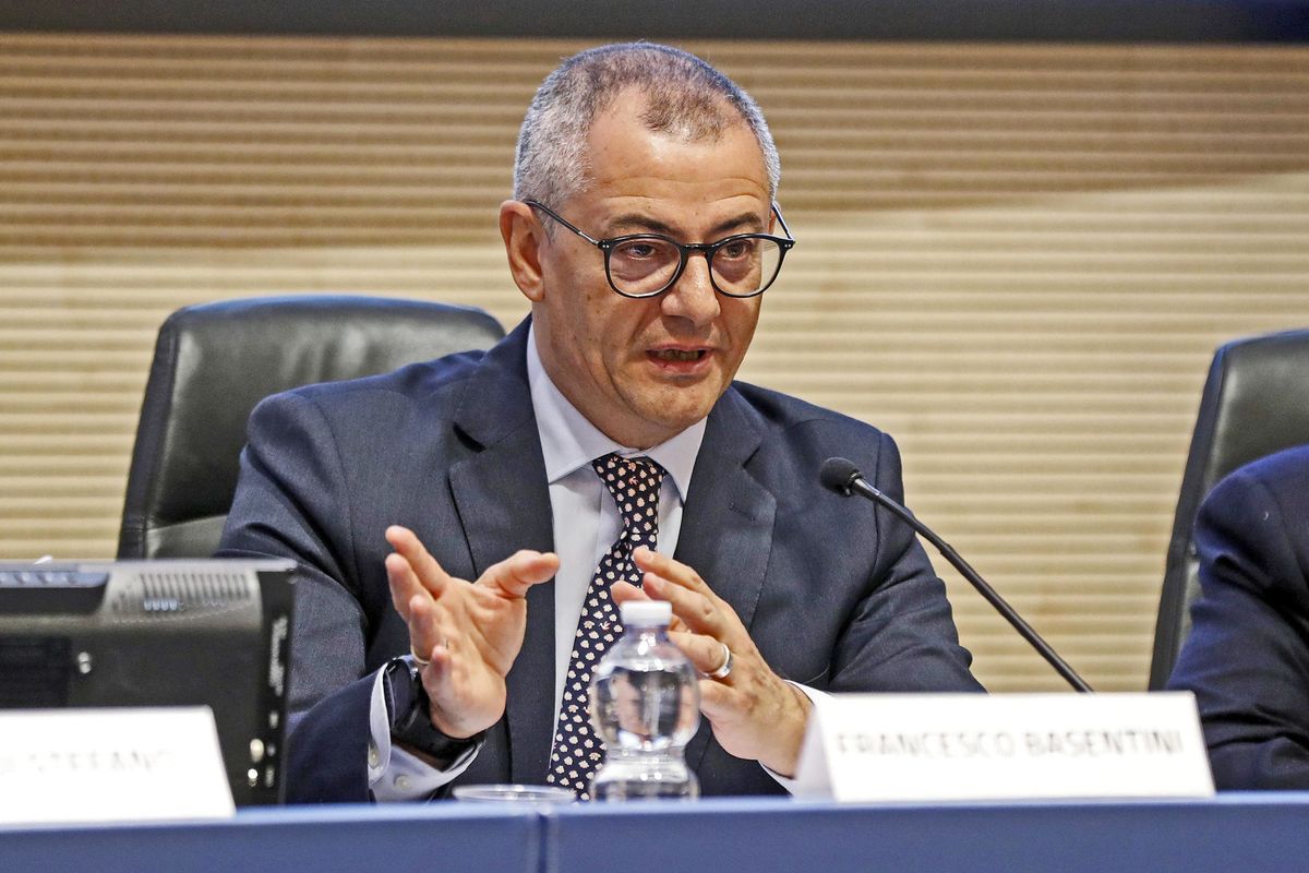 Ultimo atto della guerra fra toghe. Il Csm tiene in sospeso Basentini