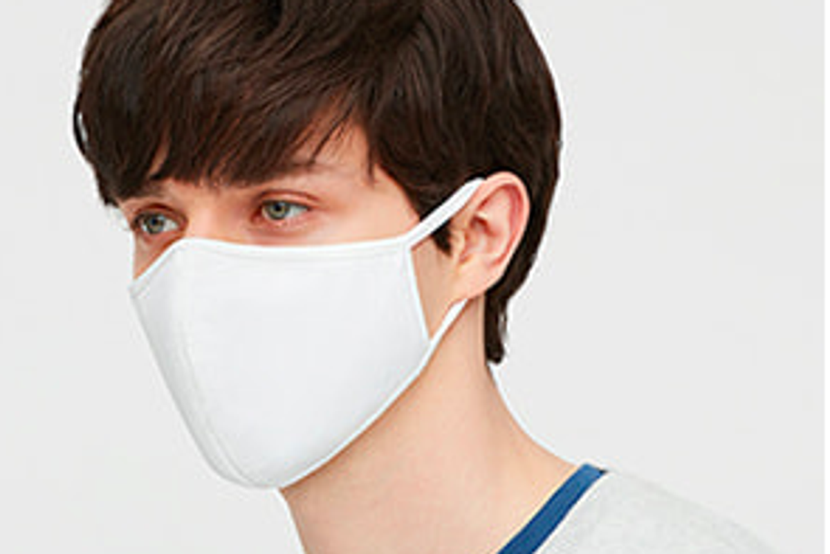 Uniqlo Airism mask