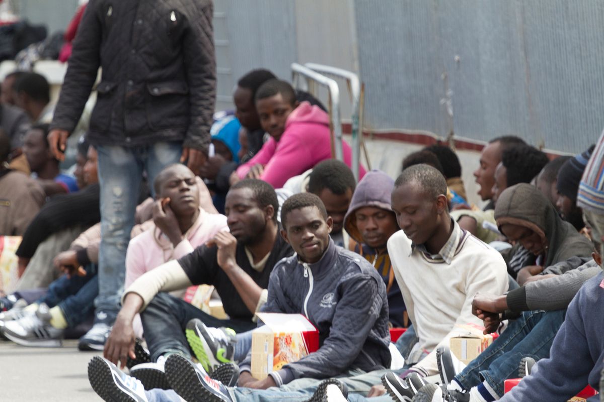 Da Nord a Sud, la sinistra lucra sui disperati