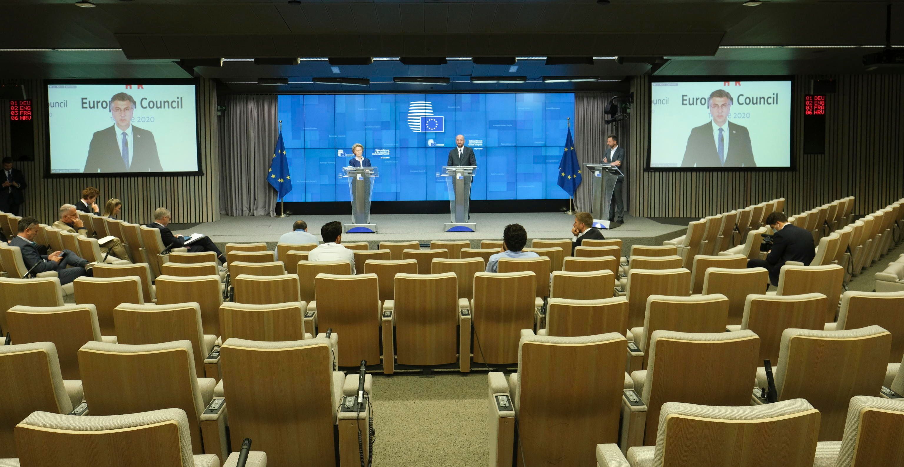 Il summit anti Covid dell’Ue è un flop. Tantissima retorica, pochi spettatori