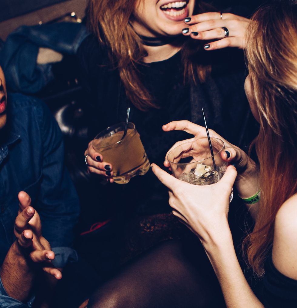 8 Things College Bartenders Want You To Know When You Go Out