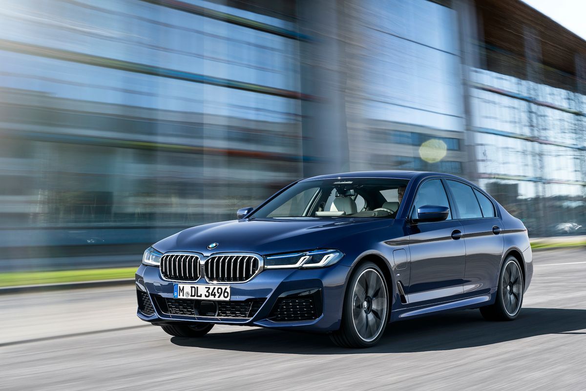 The new 2021 BMW 5-Series