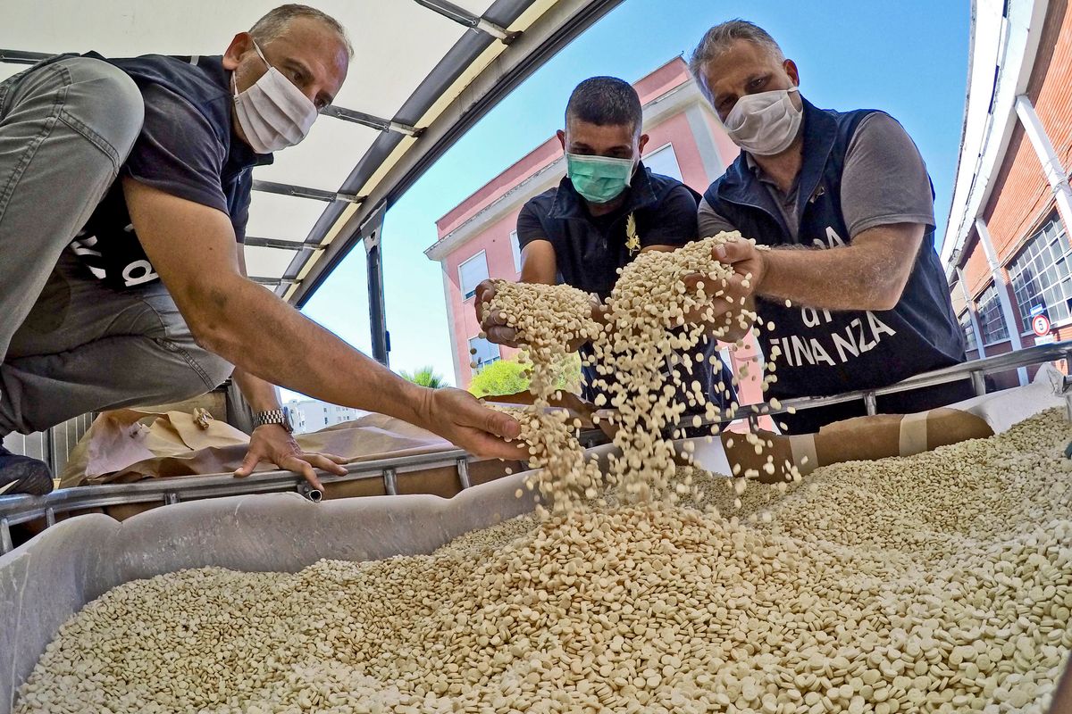 Sequestrate le amfetamine dell’Isis. A Salerno carico da 1 miliardo di euro