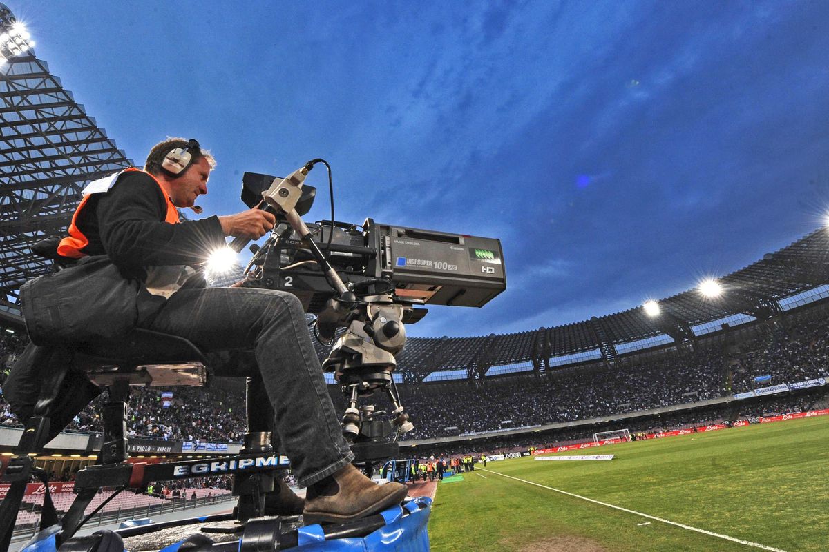 Sfida fra corazzate per i diritti tv del calcio