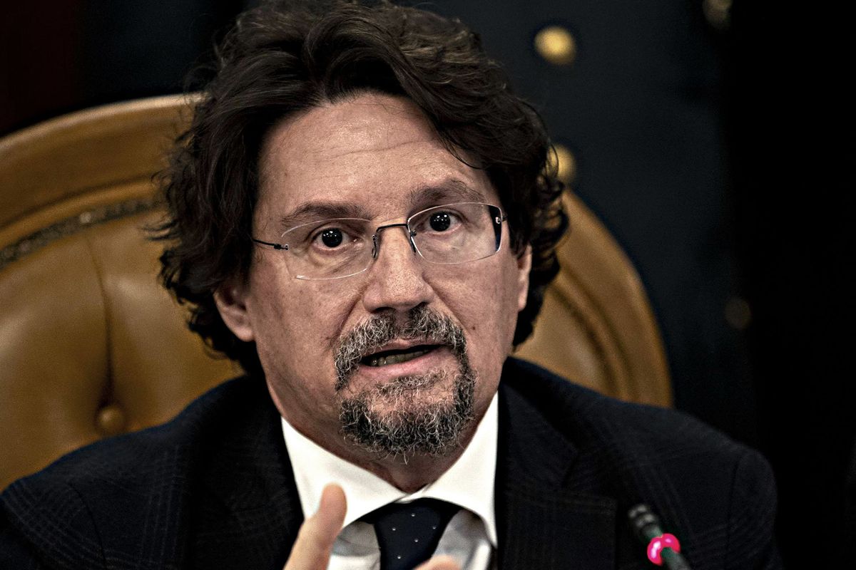 Online i messaggi tra Palamara e il capo dei pm di Reggio Calabria