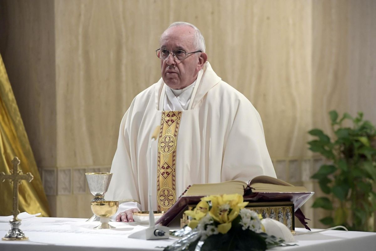 Giallo in Vaticano su Hong Kong. Pechino imbavaglia papa Francesco?