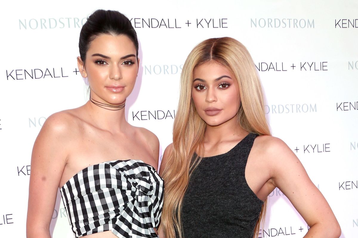landelijk neef Allemaal Kendall and Kylie Jenner Respond to Allegations of Withholding Factory  Workers' Pay - PAPER Magazine