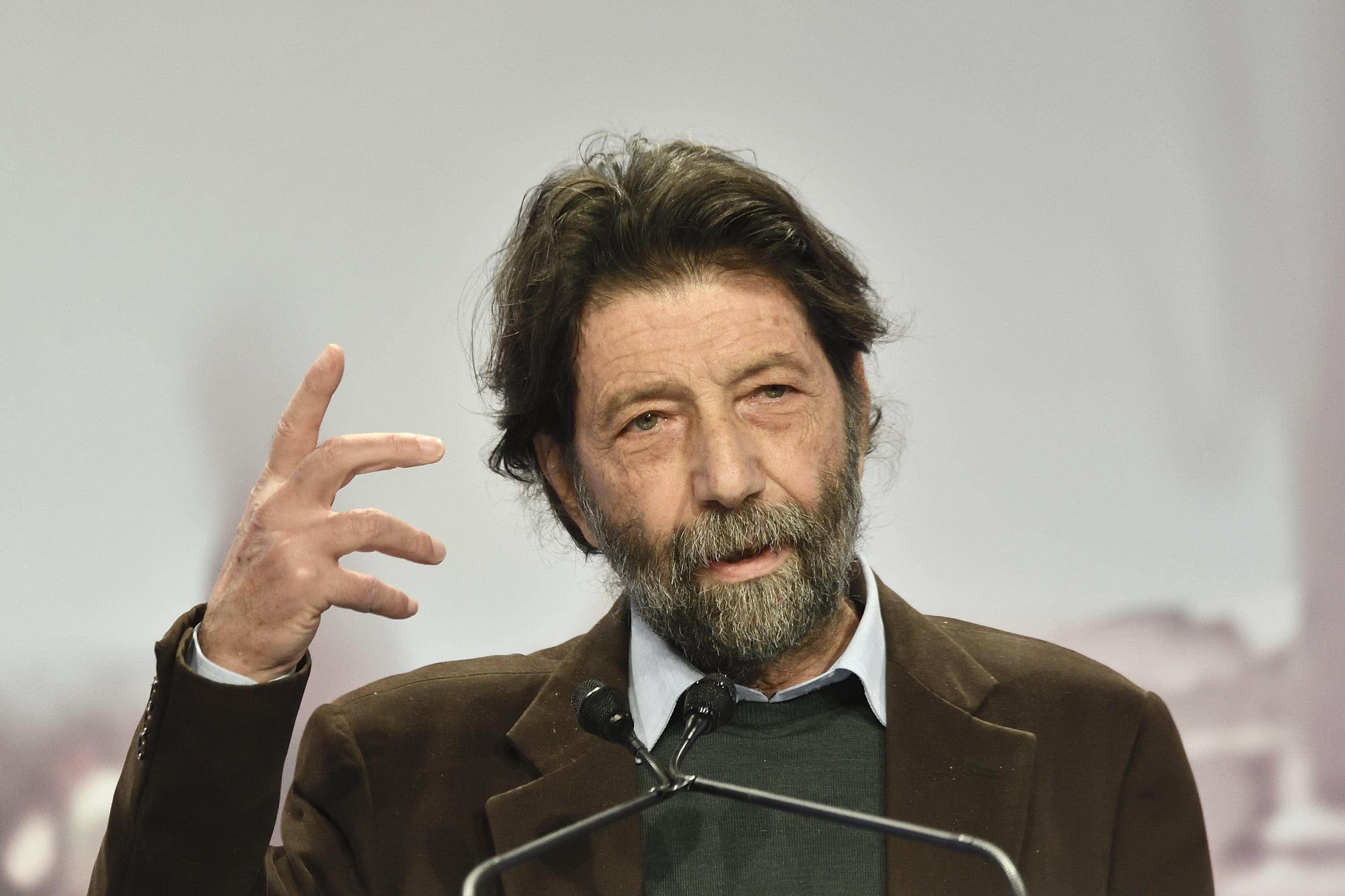 «Conte non sa decidere, perciò dura»