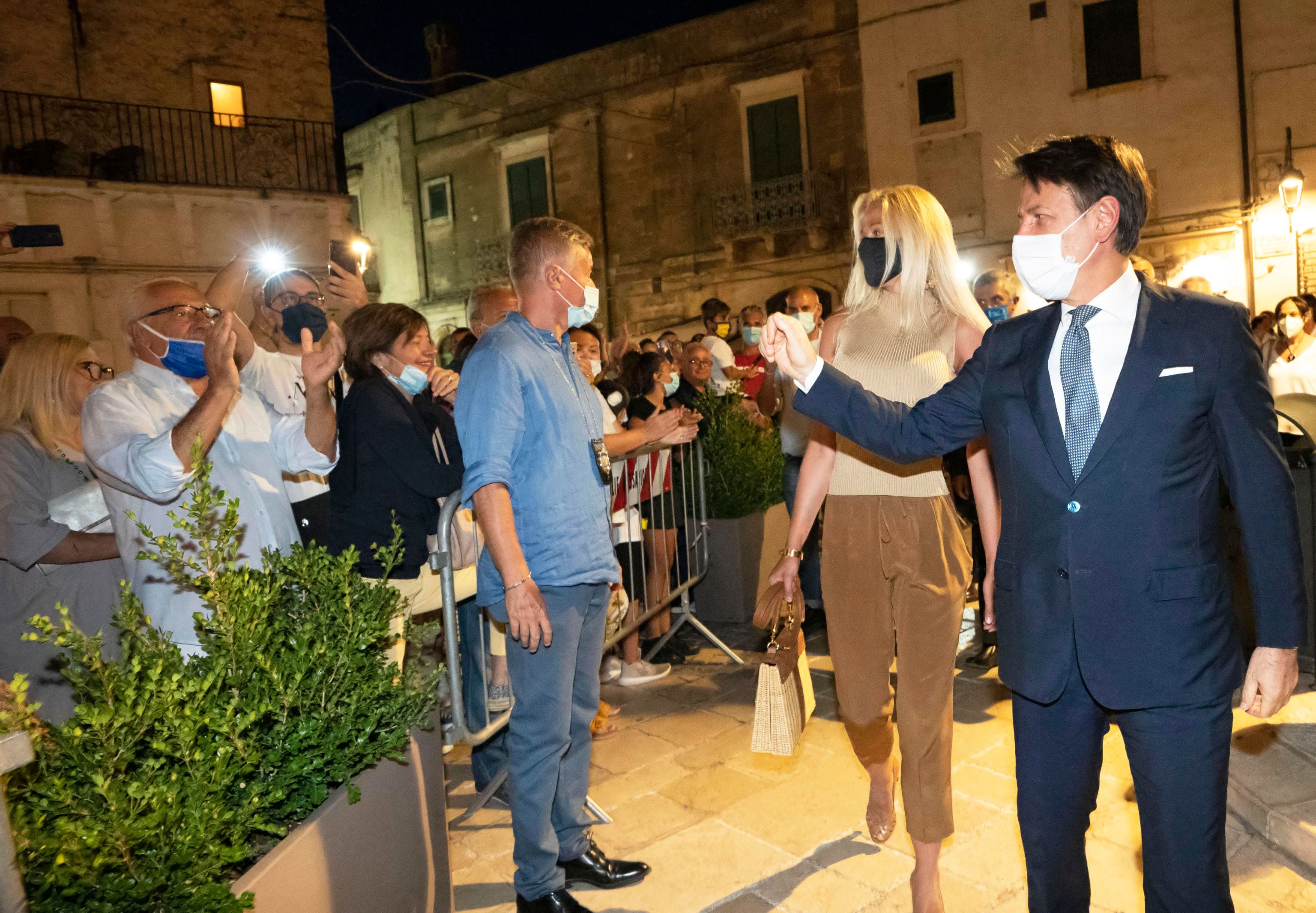 La sete di gloria spinge Giuseppi nel tunnel