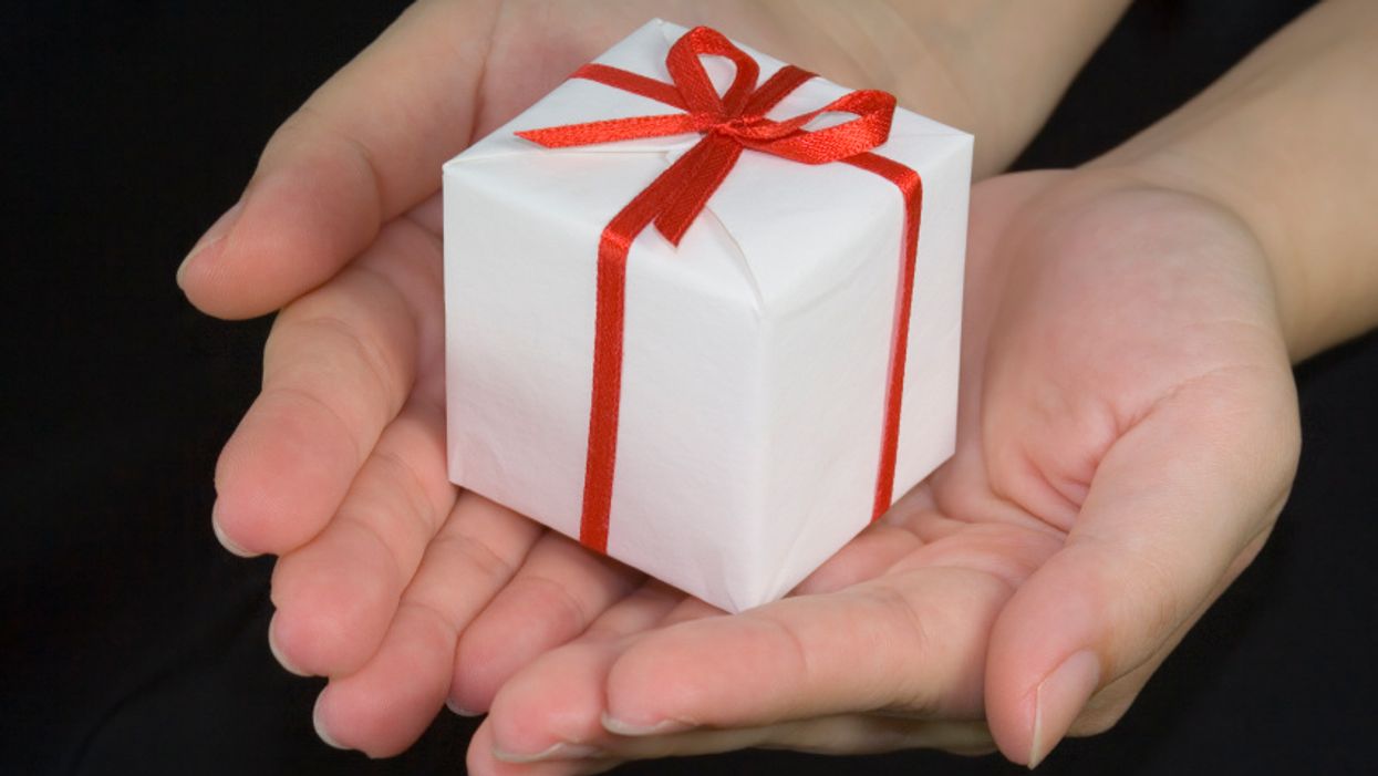 Men Explain Which Gifts They'd Actually Like To Receive From Their Significant Other