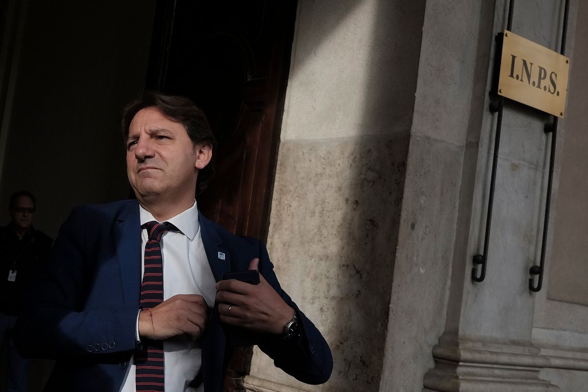 Inps, sputtanamento a orologeria