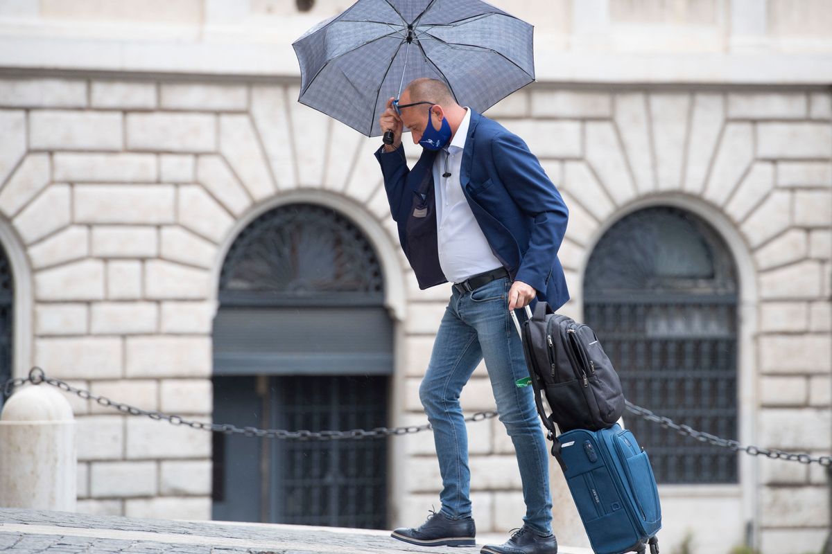 Il Garante si allinea: «Pubblicate i nomi di quei tre deputati»